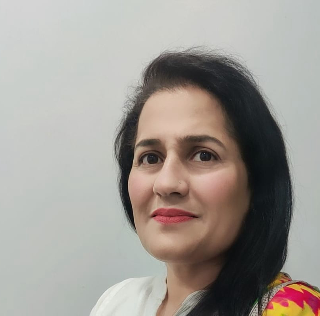Dr Ishrat Faisal